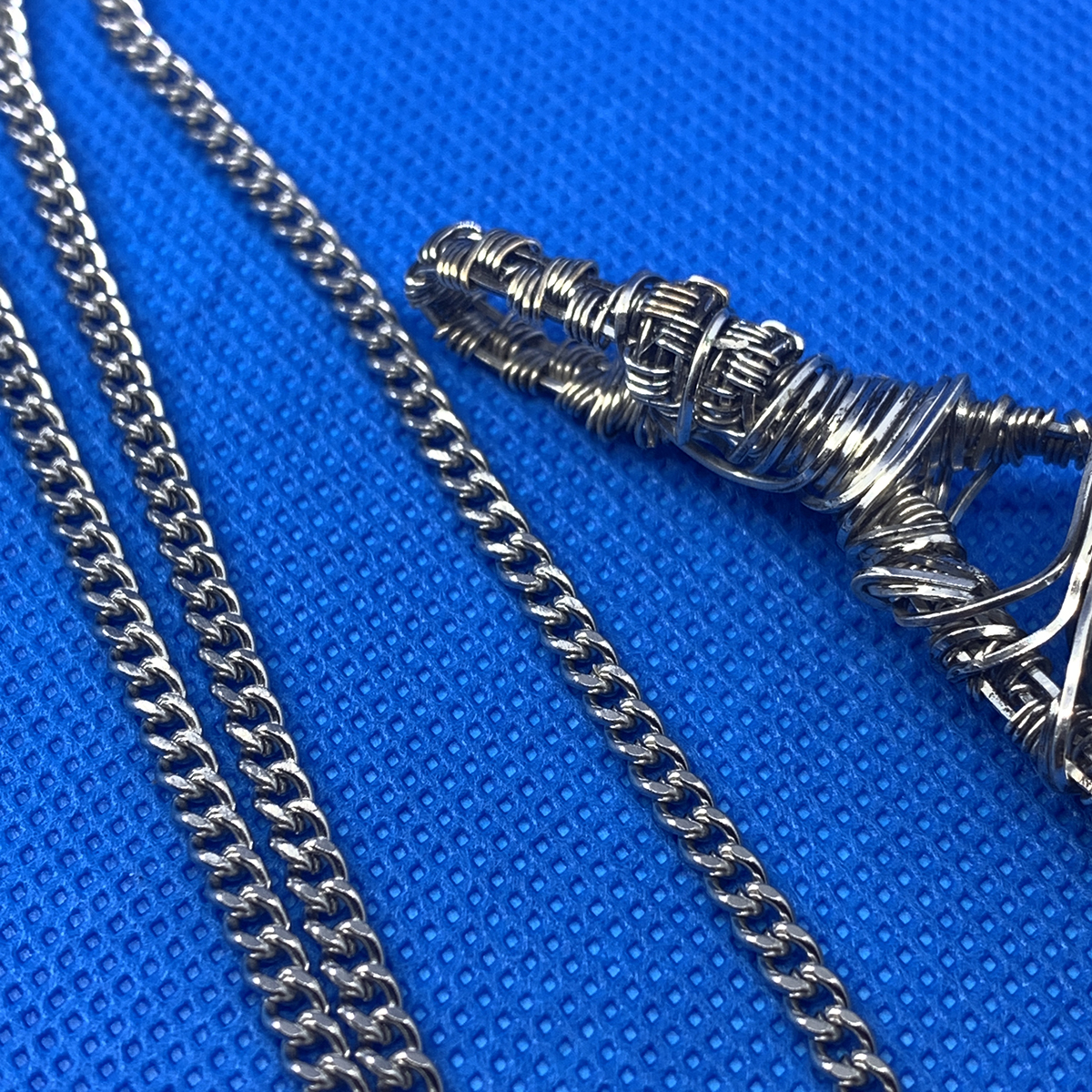 Stainless steel chain