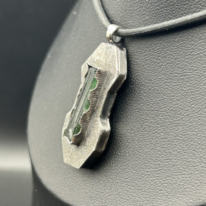Kyber Crystal Containment Pendant