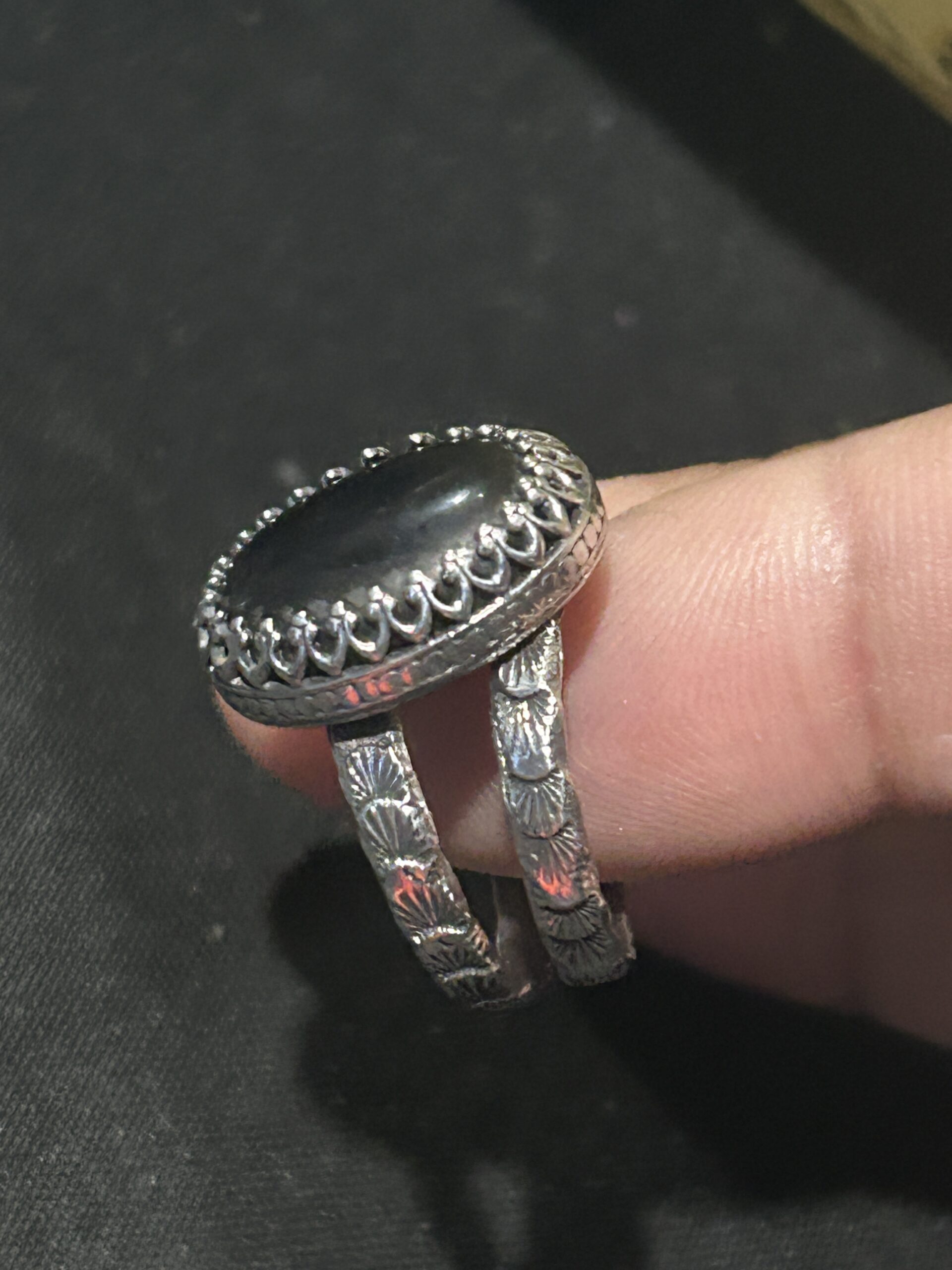 Johan's Obsidian War Ring - Image 3